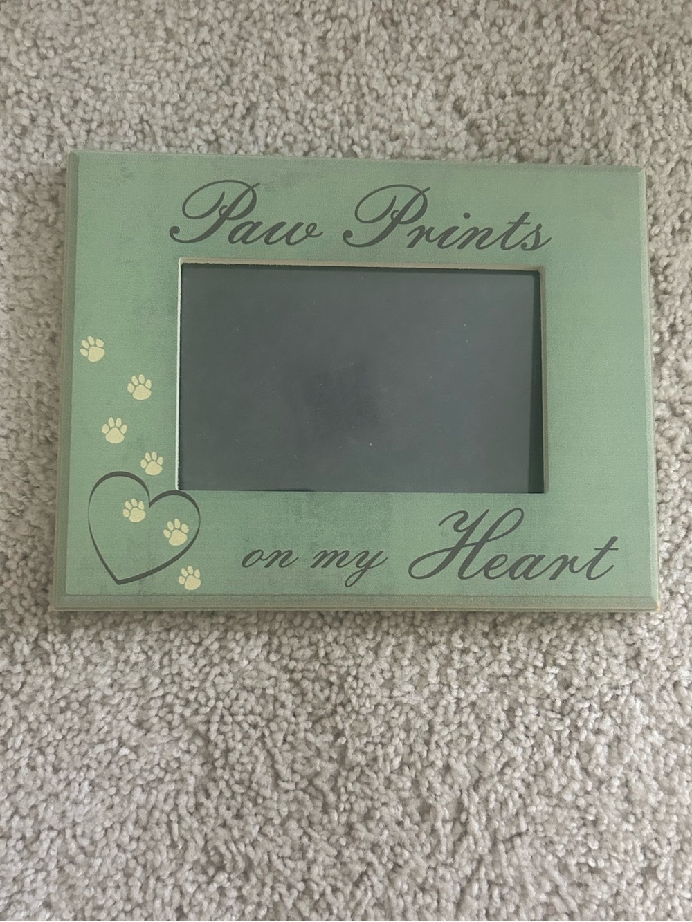 Green 'Paw Prints on My Heart' Decorative Photo Frame